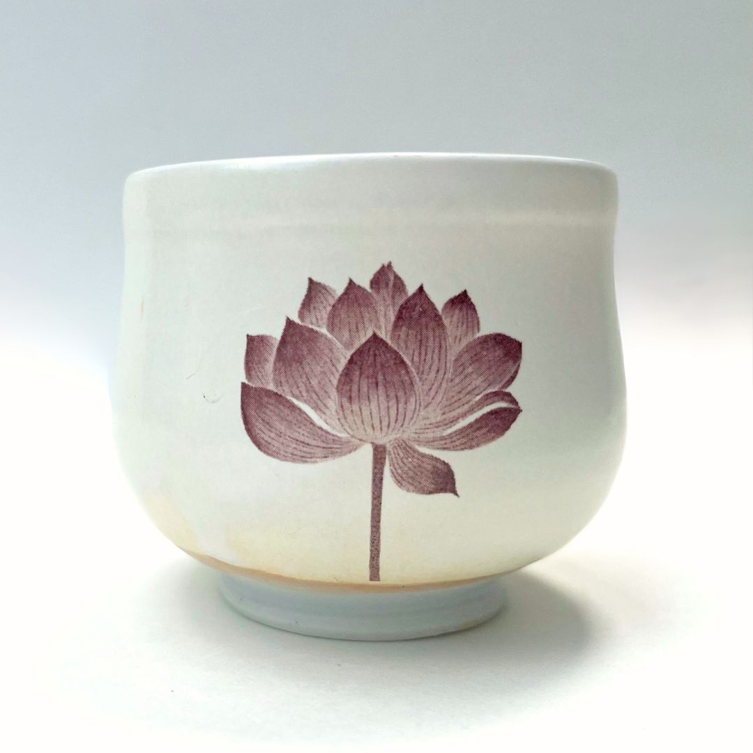 Gongfu Ceremonial Teacups (Iwasaki - lotus flower on porcelain)