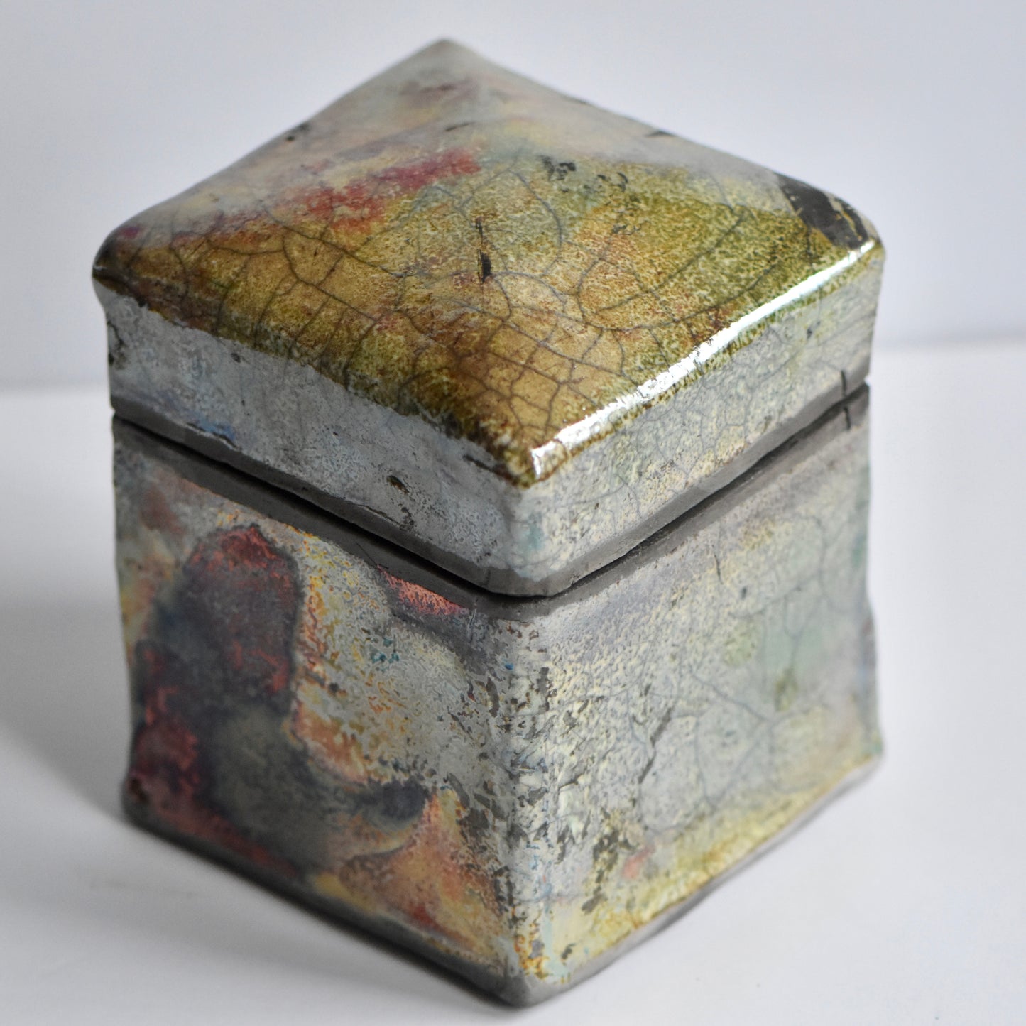 TEA STORAGE BOX (raku)