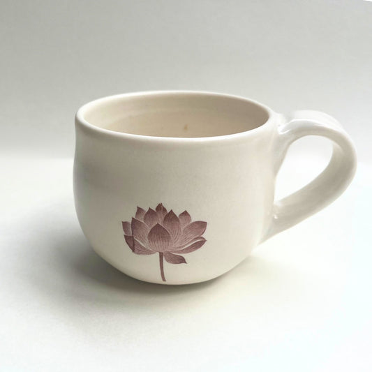 MUG, lotus on porcelalin (no. 4)